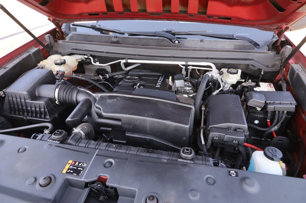 GMC Canyon Vehicle Image 19