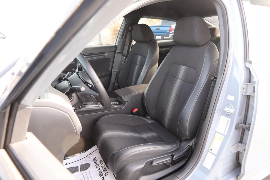 Honda Civic Sedan Vehicle Image 08