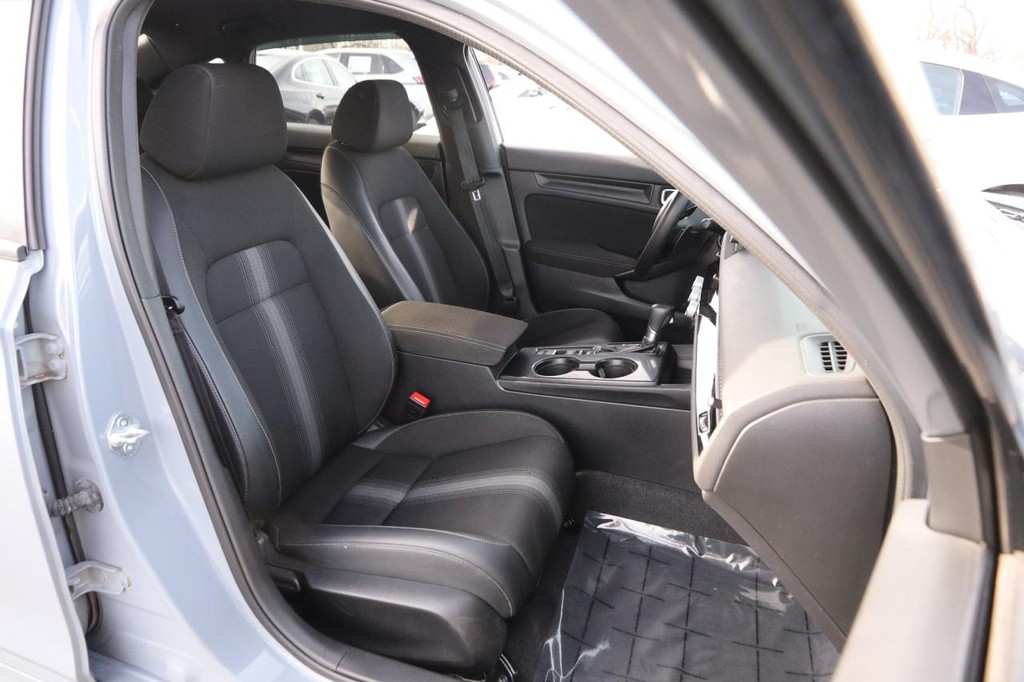 Honda Civic Sedan Vehicle Image 25