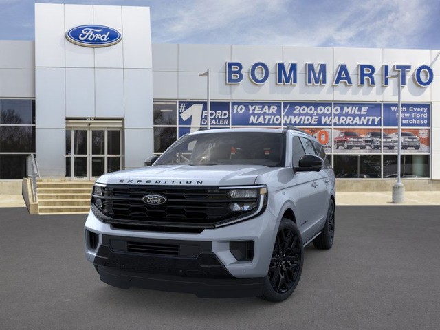 Ford Expedition Vehicle Full-screen Gallery Image 2