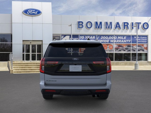 Ford Expedition Vehicle Full-screen Gallery Image 5