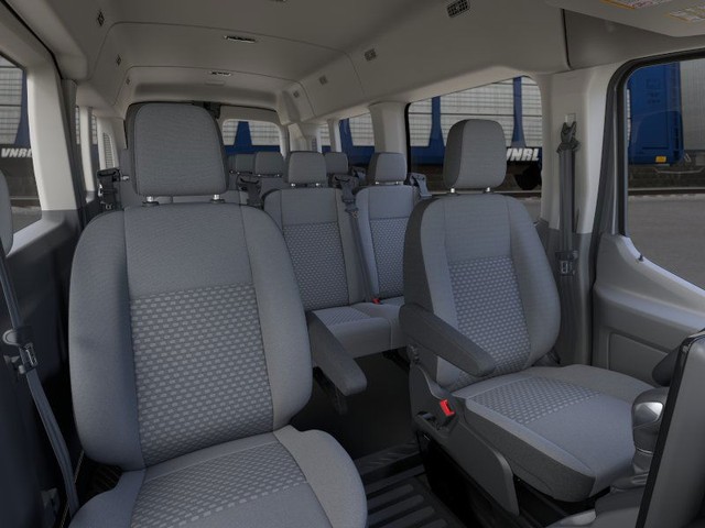 Ford Transit Passenger Wagon Vehicle Full-screen Gallery Image 10