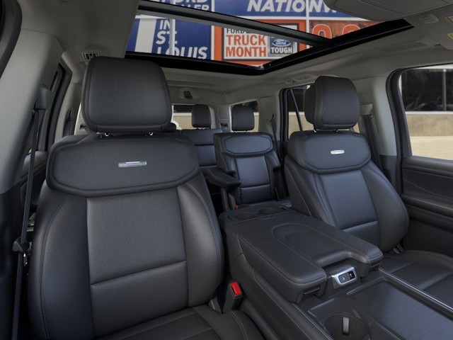 Ford Expedition Vehicle Full-screen Gallery Image 10
