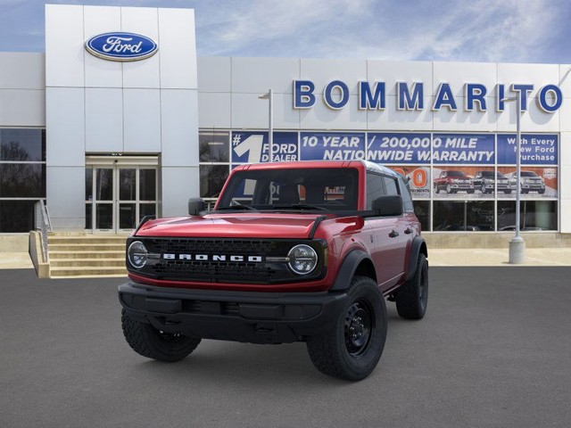 Ford Bronco Vehicle Full-screen Gallery Image 2