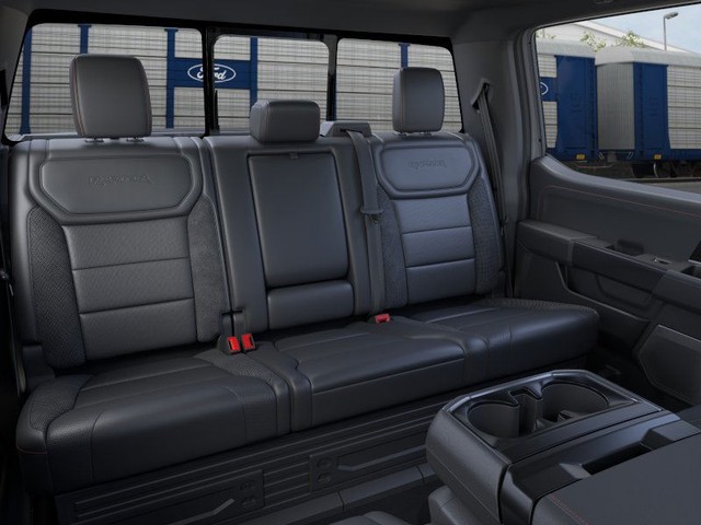 Ford F-150 Vehicle Full-screen Gallery Image 11