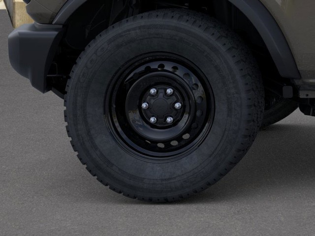 Ford Bronco Vehicle Full-screen Gallery Image 21