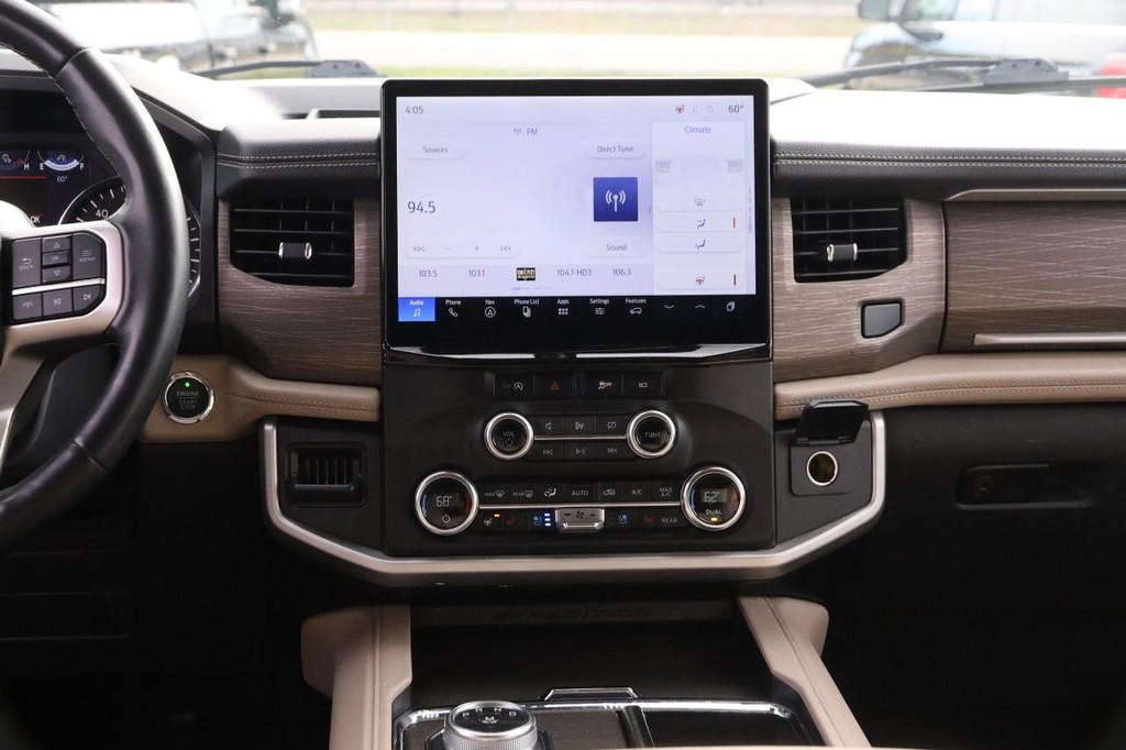 Ford Expedition Vehicle Full-screen Gallery Image 27