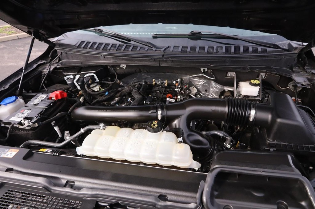 Ford Expedition Vehicle Full-screen Gallery Image 30