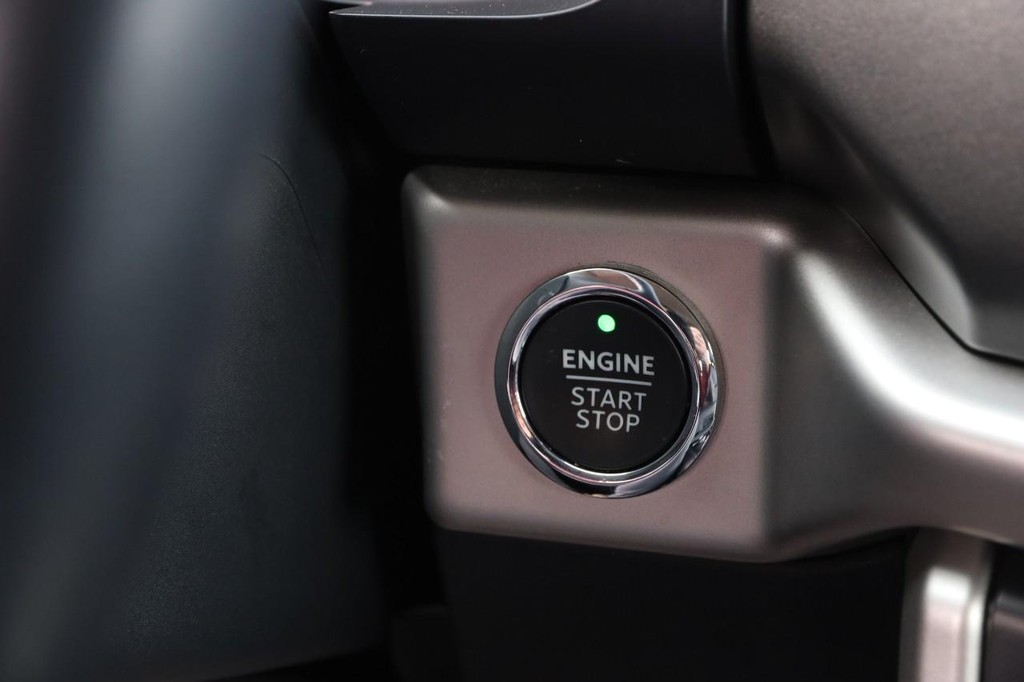 Ford Expedition Vehicle Full-screen Gallery Image 17