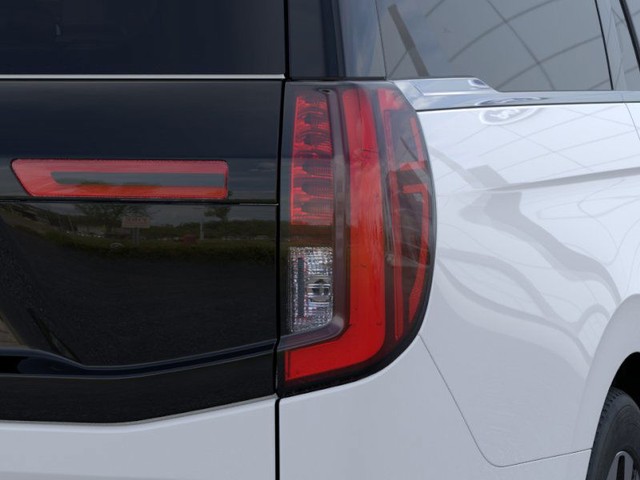 Ford Expedition Max Vehicle Full-screen Gallery Image 21