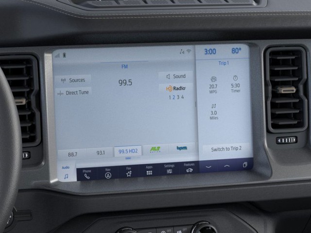 Ford Bronco Vehicle Full-screen Gallery Image 15