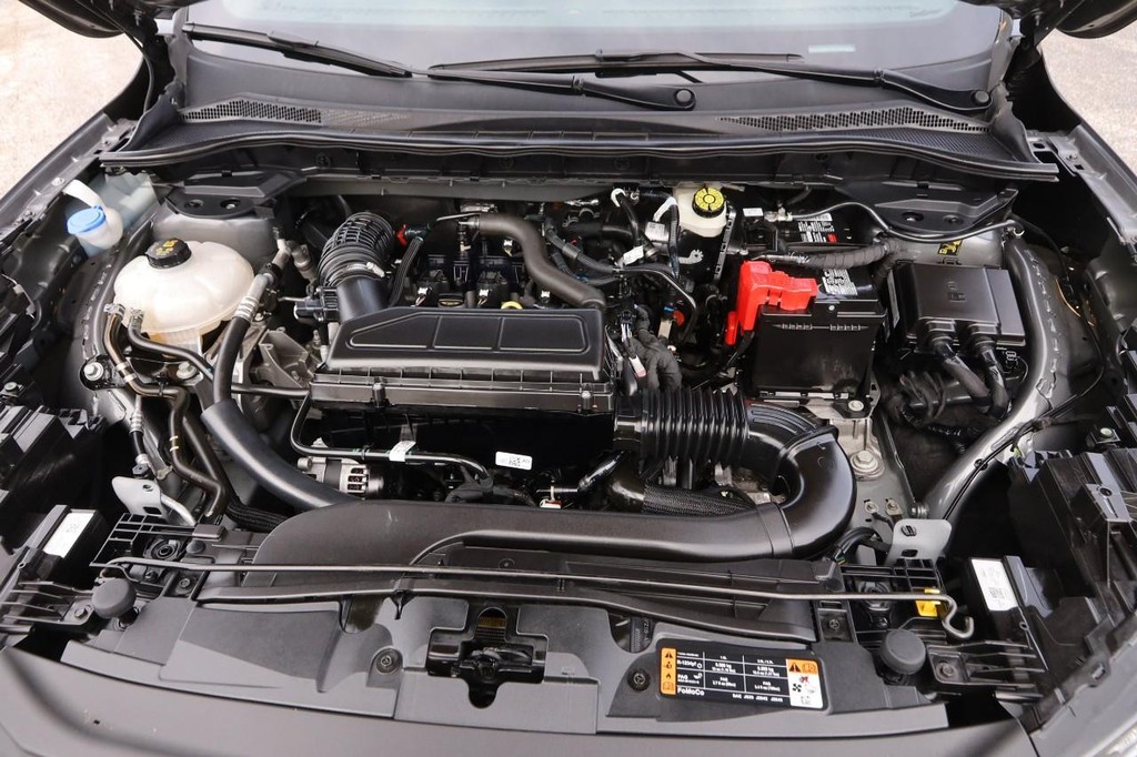 Ford Escape Vehicle Full-screen Gallery Image 27