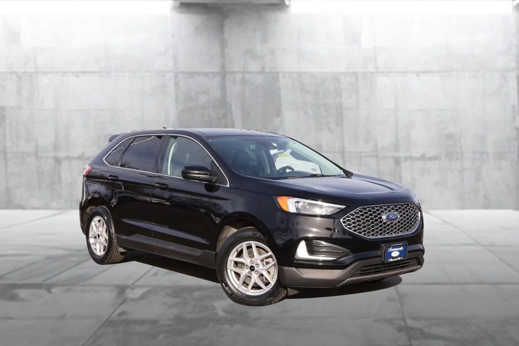 Ford Edge Vehicle Image 02