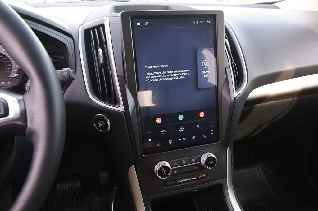 Ford Edge Vehicle Image 15