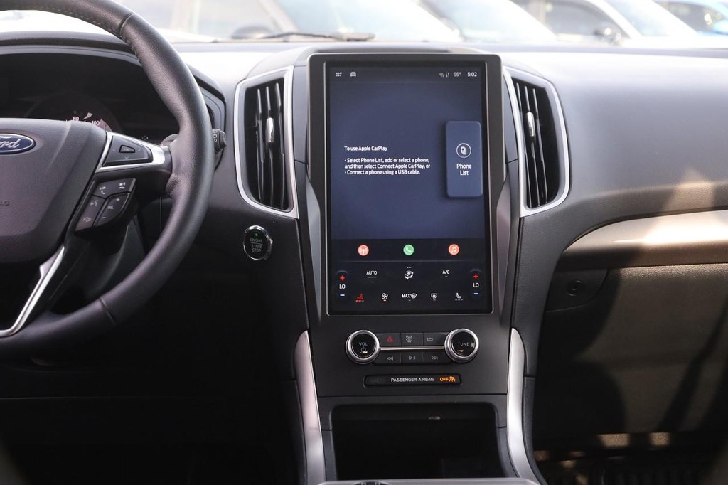 Ford Edge Vehicle Image 22