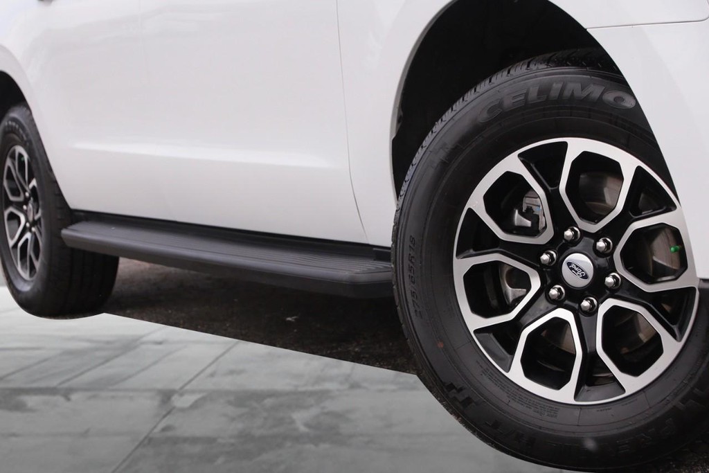 Ford Expedition Max Vehicle Image 03