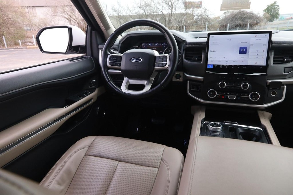 Ford Expedition Max Vehicle Image 23