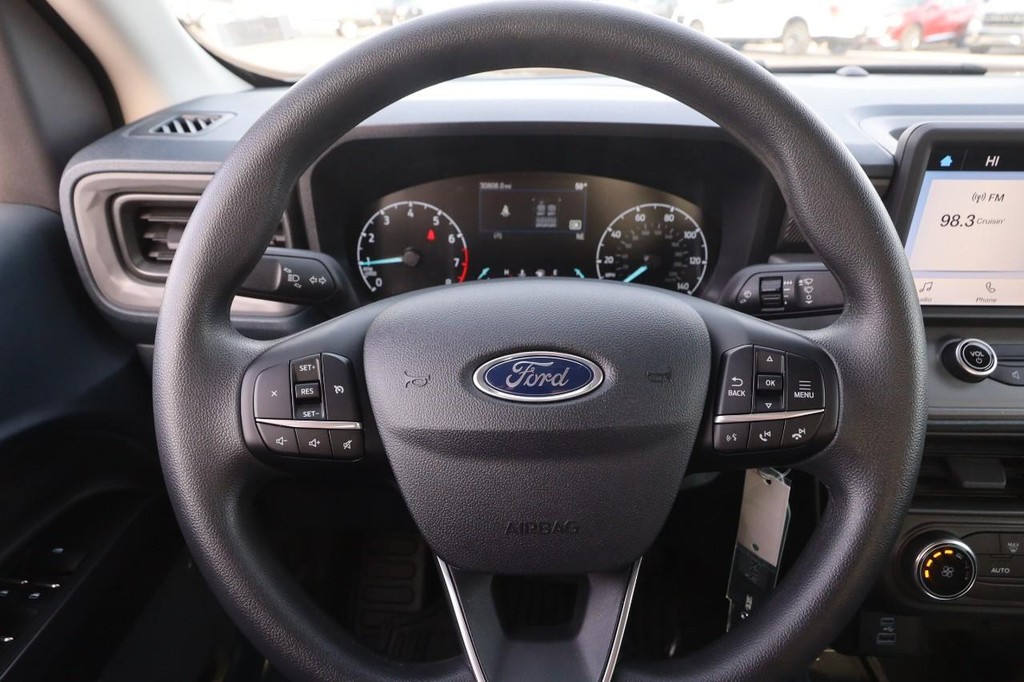 Ford Maverick Vehicle Image 10