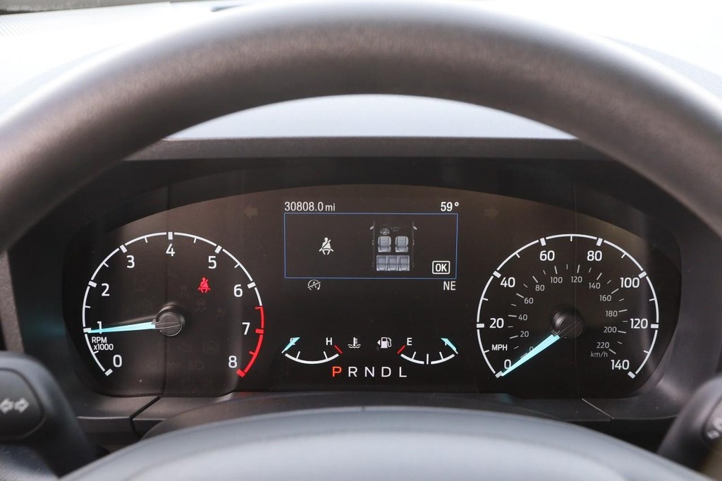 Ford Maverick Vehicle Image 13