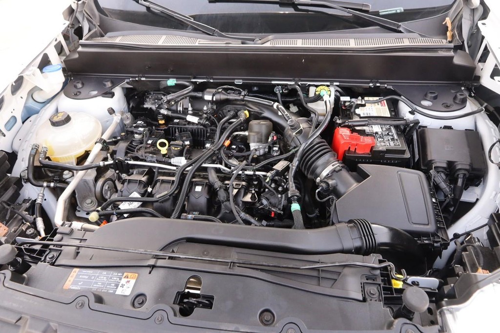 Ford Maverick Vehicle Image 25