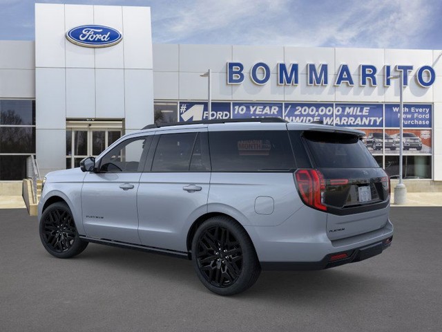Ford Expedition Vehicle Full-screen Gallery Image 4
