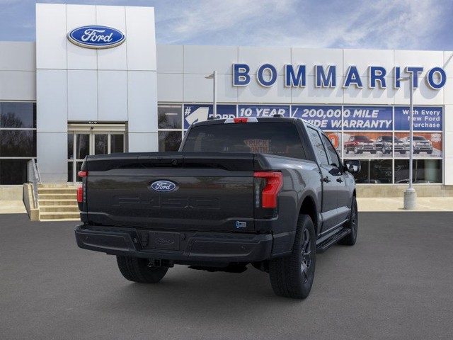Ford F-150 Lightning Vehicle Full-screen Gallery Image 8