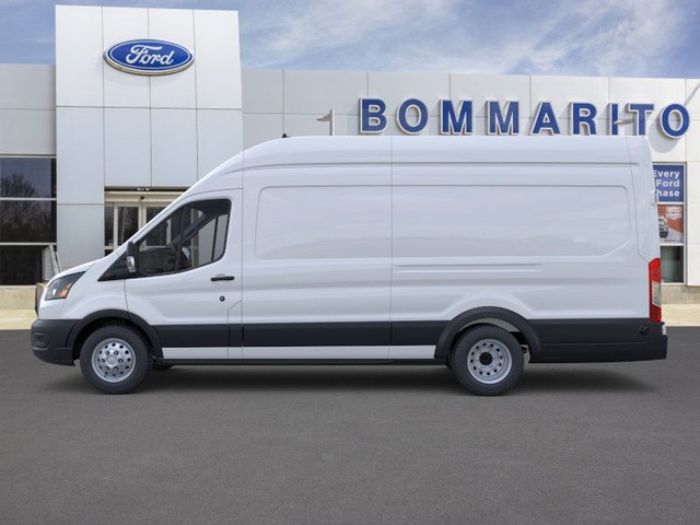 Ford Transit Cargo Van Vehicle Full-screen Gallery Image 3