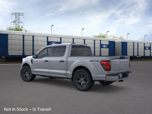 Ford F-150 Vehicle Full-screen Gallery Image 4