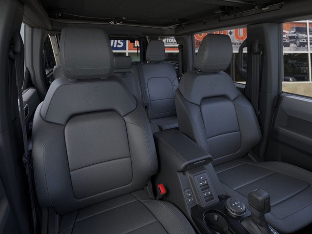 Ford Bronco Vehicle Image 10