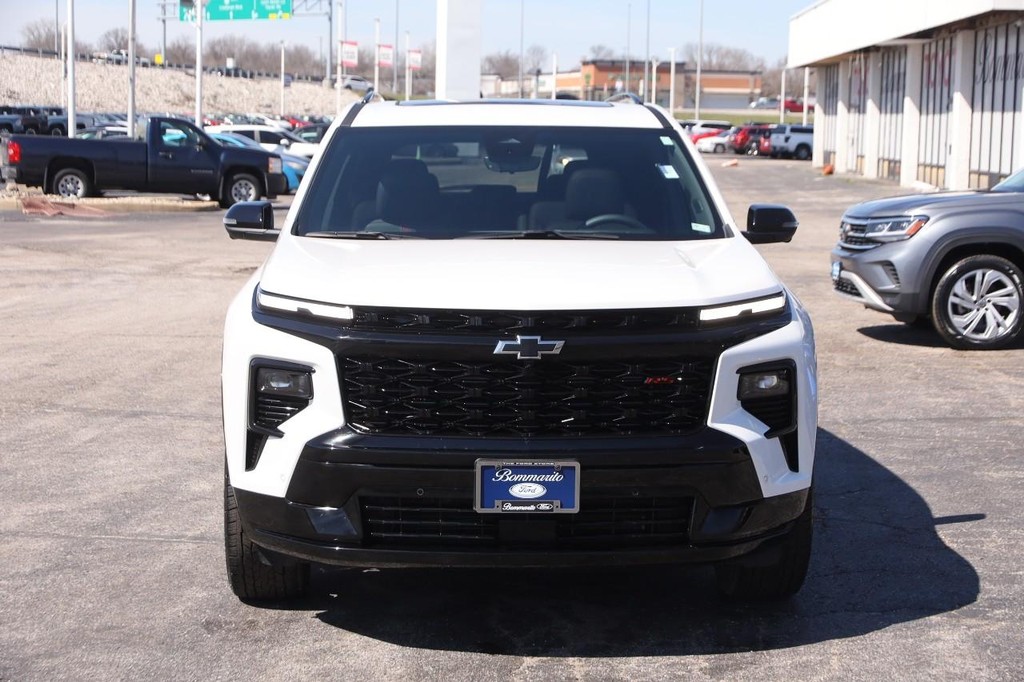 Chevrolet Traverse Vehicle Image 04