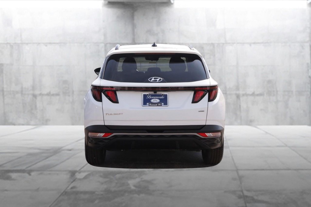 Hyundai Tucson Vehicle Image 06