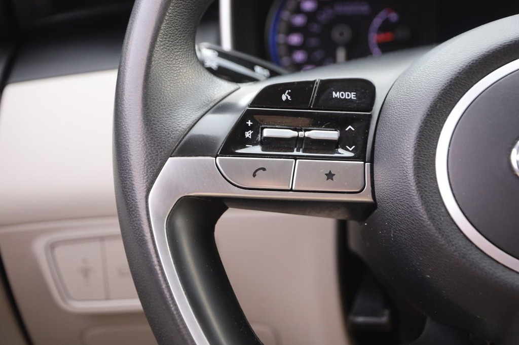 Hyundai Tucson Vehicle Image 13