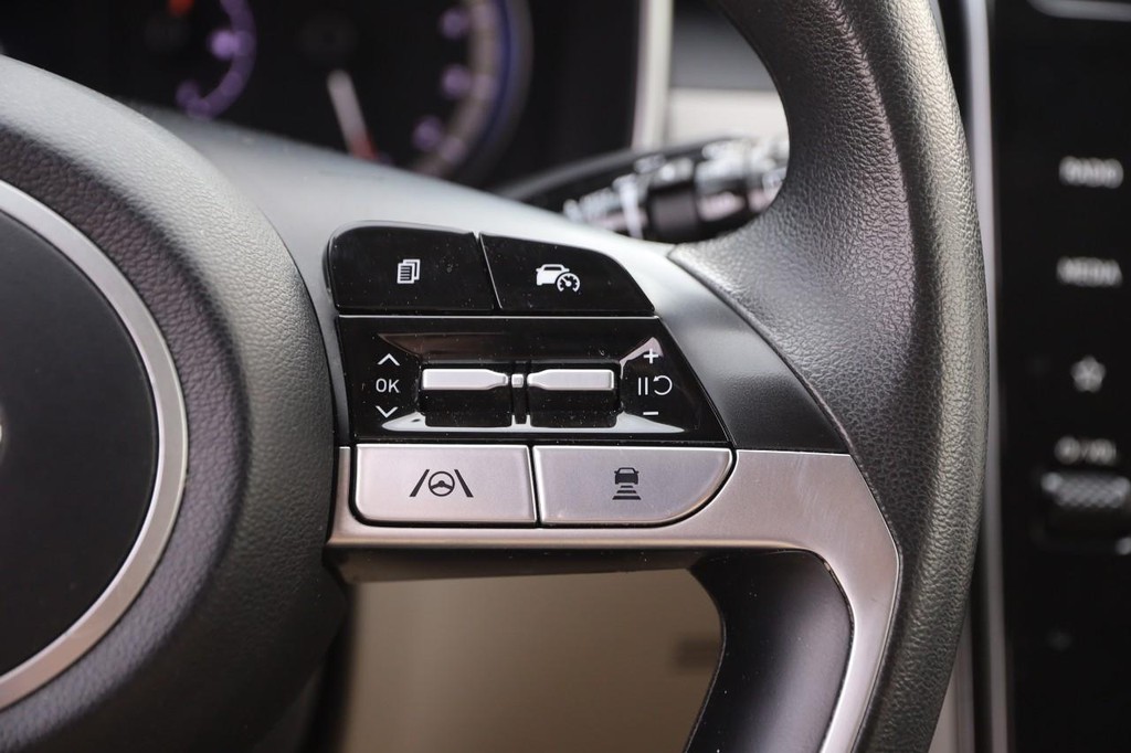 Hyundai Tucson Vehicle Image 14