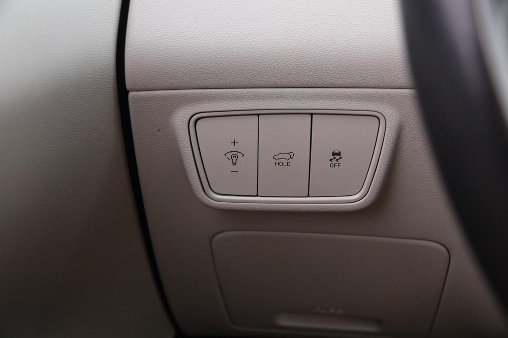 Hyundai Tucson Vehicle Image 23