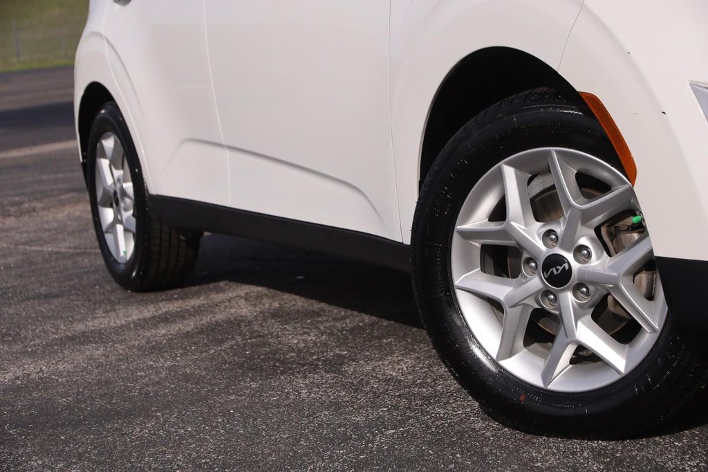 Kia Soul Vehicle Image 03