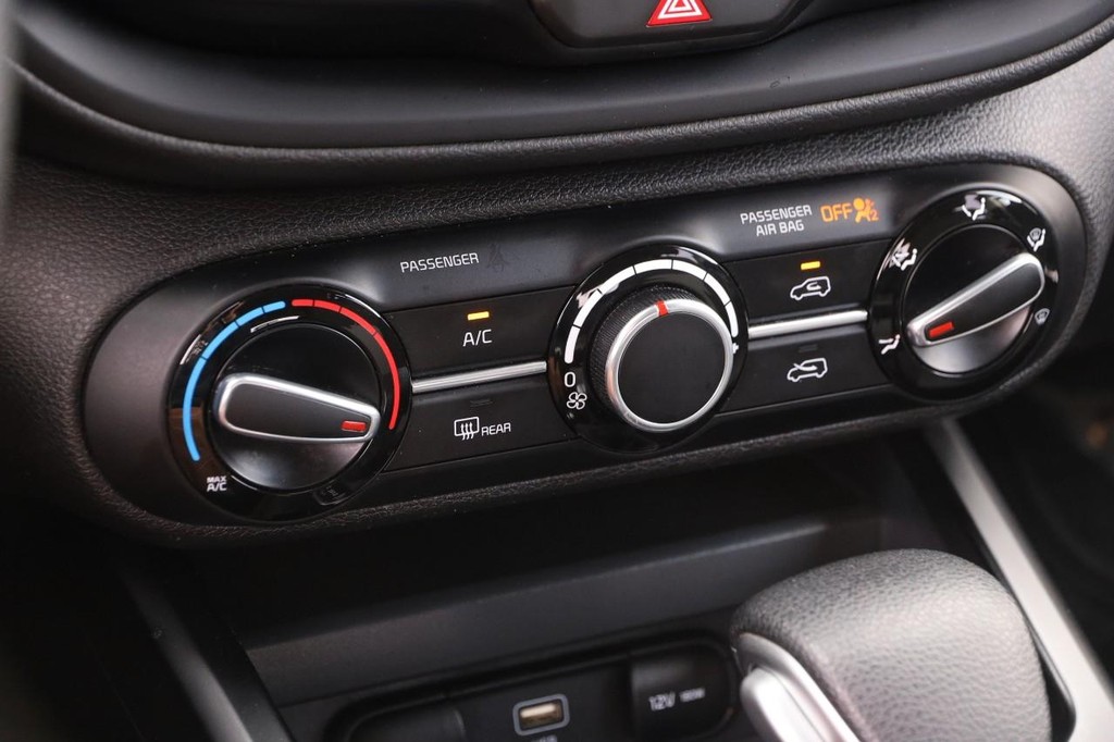 Kia Soul Vehicle Image 16