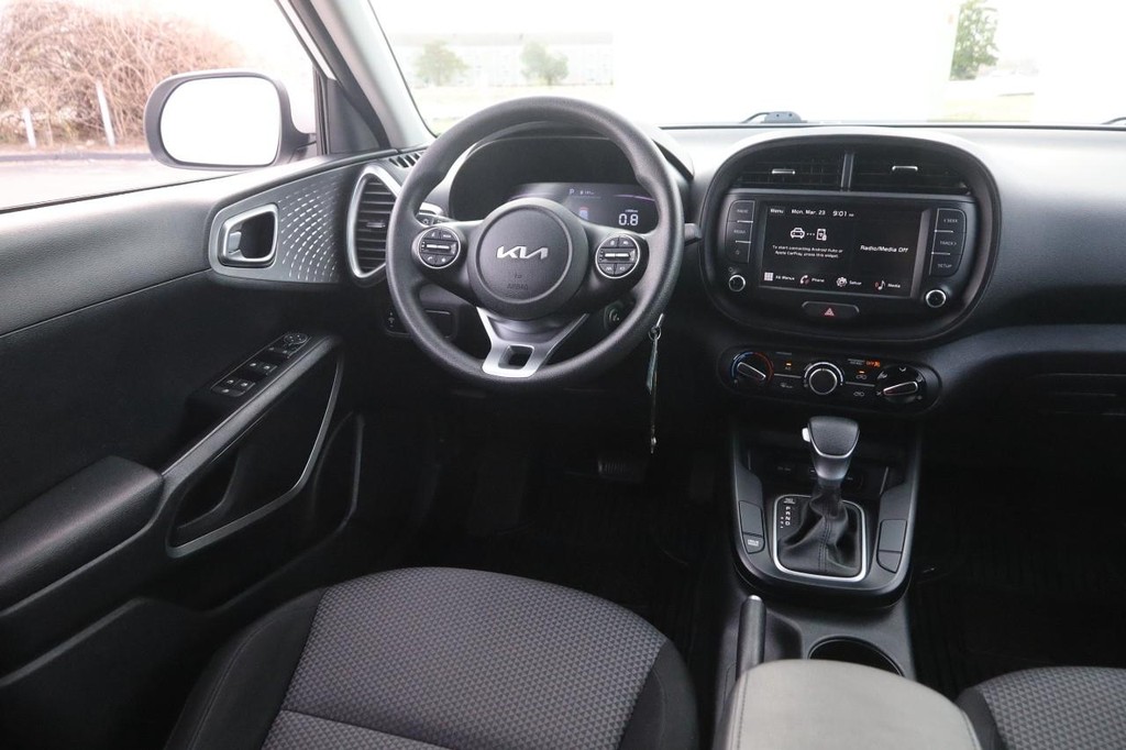 Kia Soul Vehicle Image 21