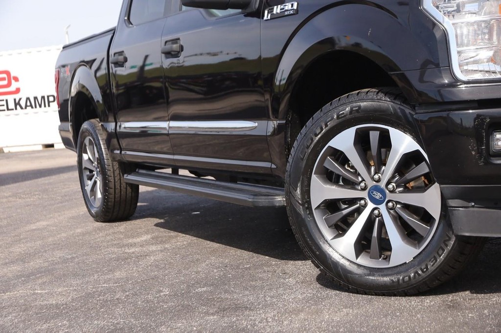 Ford F-150 Vehicle Image 03