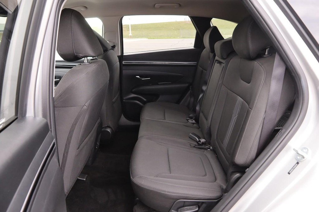 Hyundai Tucson Vehicle Image 10