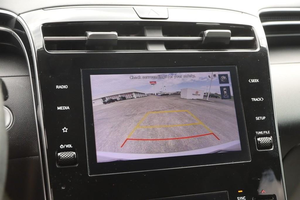 Hyundai Tucson Vehicle Image 17