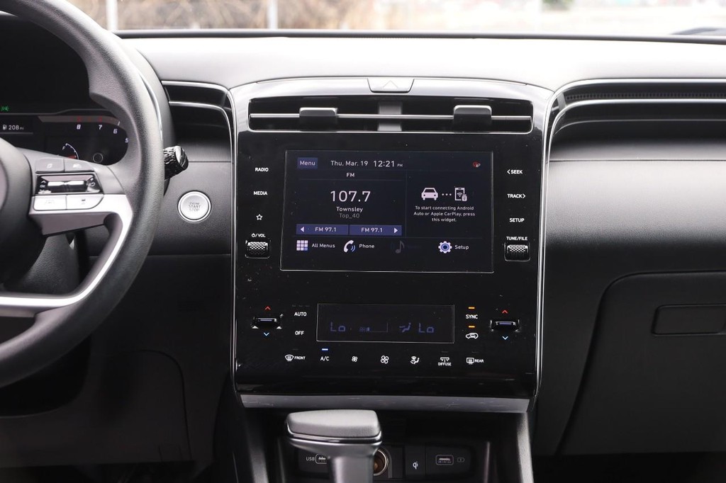 Hyundai Tucson Vehicle Image 25