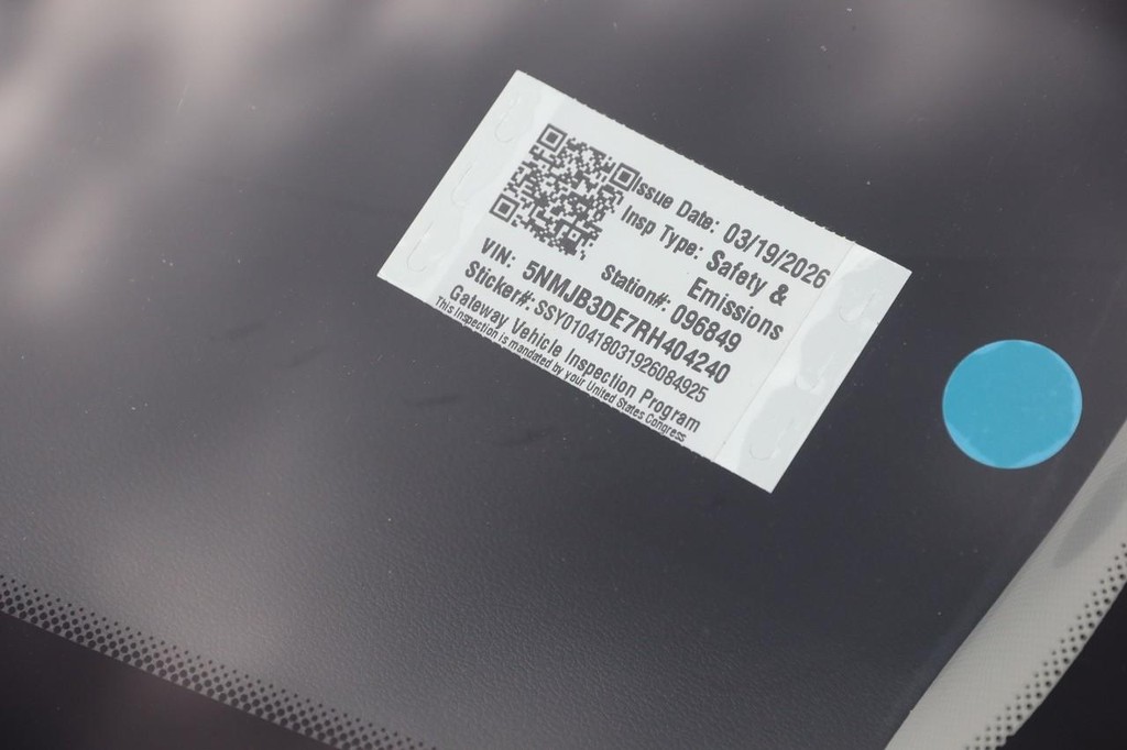 Hyundai Tucson Vehicle Image 30