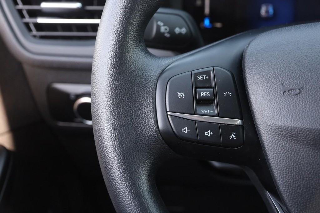 Ford Escape Vehicle Image 11