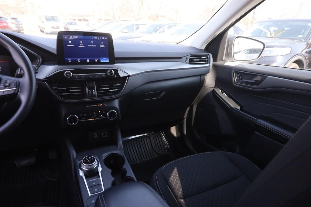 Ford Escape Vehicle Image 24