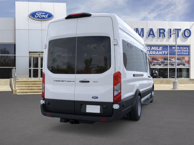 Ford Transit Passenger Wagon Vehicle Image 08