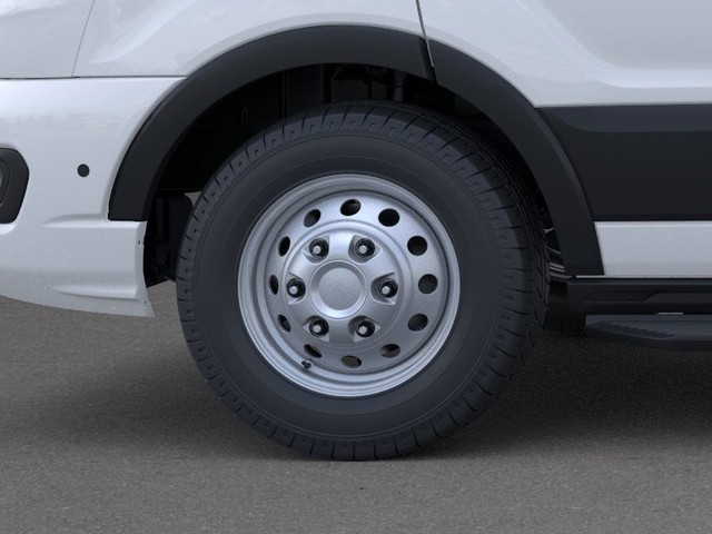 Ford Transit Passenger Wagon Vehicle Image 19