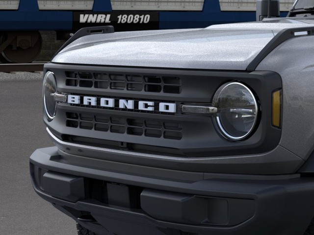 Ford Bronco Vehicle Image 19