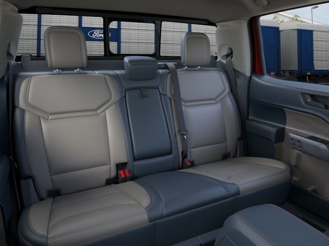 Ford Maverick Vehicle Full-screen Gallery Image 11