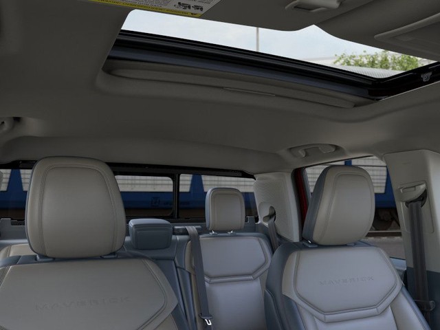 Ford Maverick Vehicle Full-screen Gallery Image 12