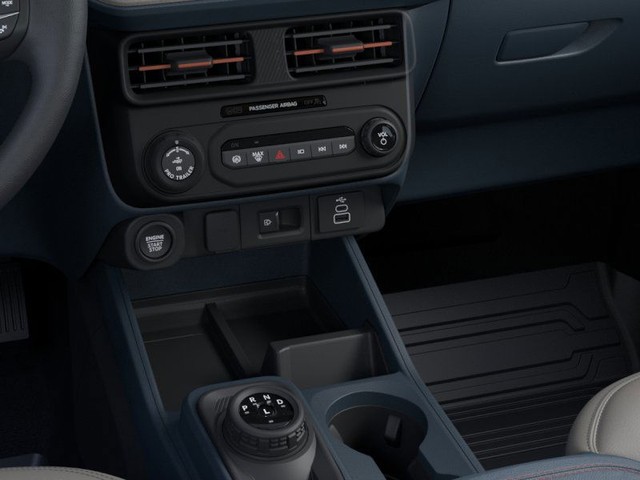 Ford Maverick Vehicle Full-screen Gallery Image 16